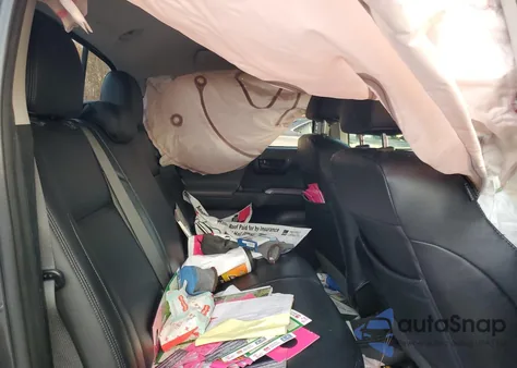 2019 Toyota Tacoma Double Cab z USA, uszkodzony, nr VIN 3TMCZ5AN7KM242536